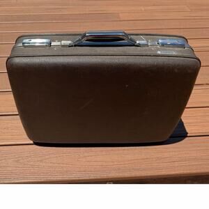 Vintage American Tourister Attache Briefcase Brown Hardside Locking Case w/Key
